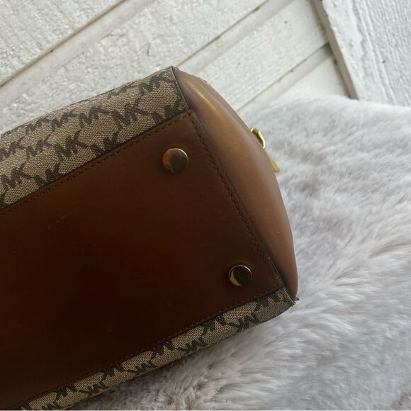 MICHAEL KORS Medium Mercer Heritage Duffle Boston Speedy Monogram Tote Bag - Picture 10 of 12